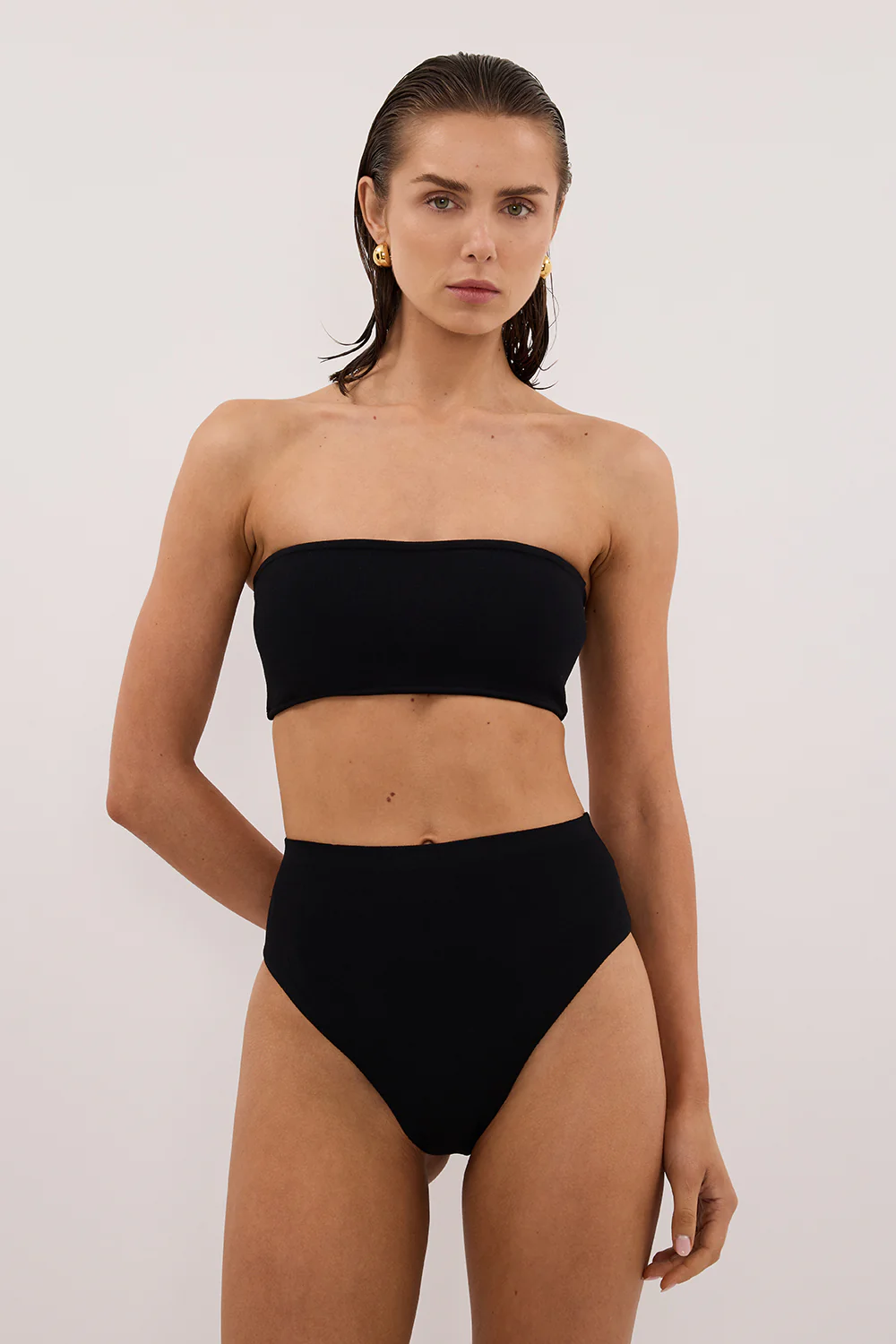 BASE BLACK BANDEAU TOP - Image 3