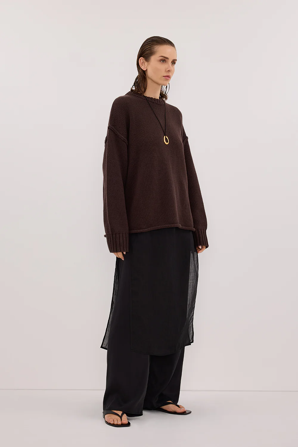 ROY CHOC OVERSIZED LONGLINE KNIT JUMPER - Image 4