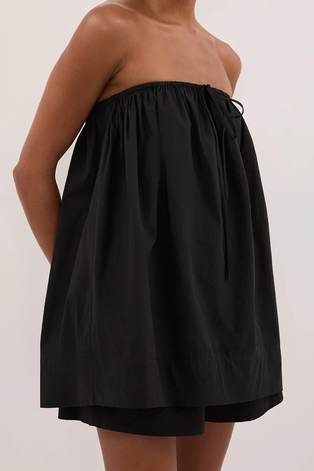 SOMMER BLACK STRAPLESS POPLIN TOP - Image 5